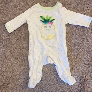 Pineapple 🍍 footie with sequins!